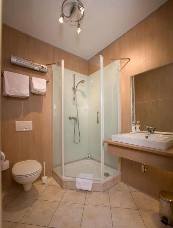 Hotel Blie, Bed & Breakfast, Self Check-In Horn Luaran gambar