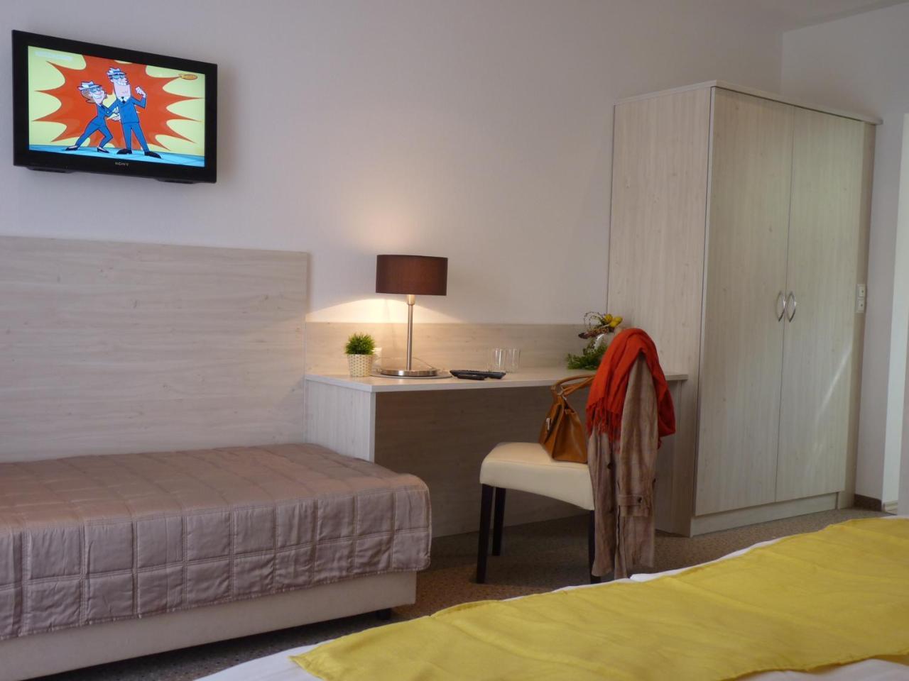 Hotel Blie, Bed & Breakfast, Self Check-In Horn Luaran gambar